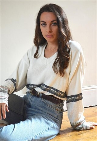 80S VINTAGE WHITE PATTERNED V NECK JUMPER