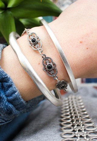 DAINTY BOHEMIAN BLACK ONYX BRACELET