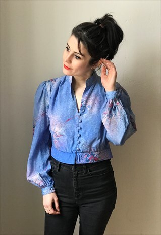 VINTAGE SKY BLUE PRINT CROPPED BLOUSE