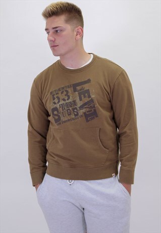 VINTAGE LEVI'S SWEATER