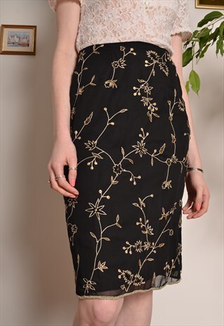 VINTAGE FLORAL EMBROIDERED CHIFFON MIDI SKIRT IN BLACK