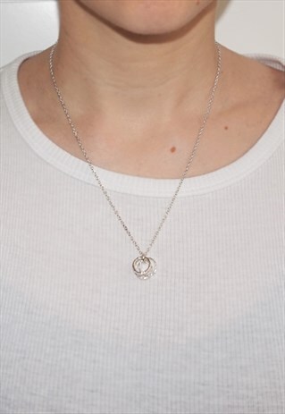 1990S VINTAGE SILVER HOOP NECKLACE