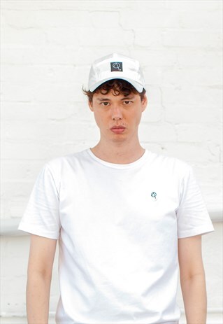 STREETWEAR 5 PANEL CAP WITH EMBROIDERED BRAND TAB