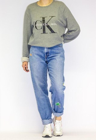 VINTAGE FRUITY EMBROIDERED LEVI'S BOYFRIEND JEANS