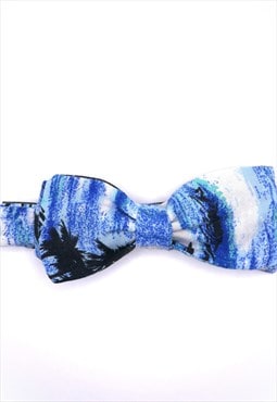Blue Hawaiian Reworked Vintage Fabric Bow Tie