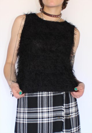 90S GRUNGE BLACK FURRY TOP