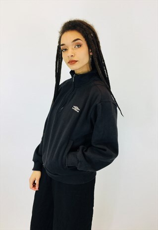 VINTAGE UMBRO EMBROIDERED BLACK SWEATSHIRT