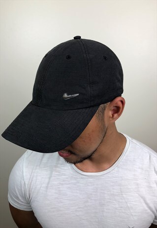 VINTAGE BLACK NIKE CAP