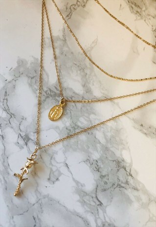 MULTI CHAIN ROSE PENDANT NECKLACE
