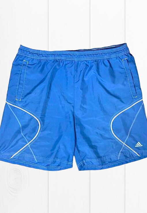 garment image