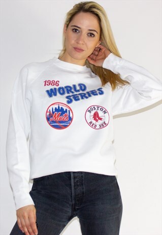 VINTAGE 90'S WHITE COLLEGE SWEATSHIRT