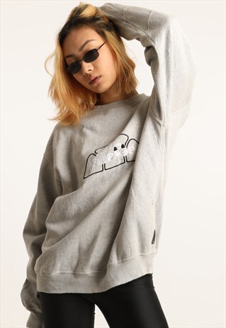 VINTAGE ELLESSE EMBROIDERED SPELLOUT SWEATSHIRT