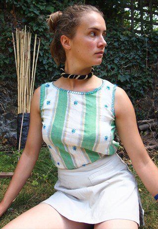 BEIGE MINIMAL SKORTS
