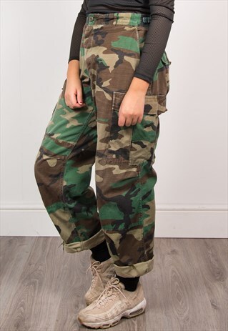 VINTAGE 90'S CAMO TROUSERS