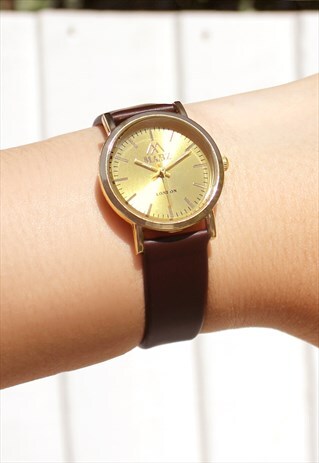 LADIES MINI GOLD WATCH