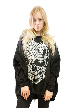 Oversized Jumper with Skull Design in Black