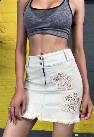 Y2K DENIM MINISKIRT WITH FLOWERS