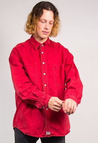 VINTAGE 90'S RED LEVI'S DENIM SHIRT