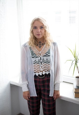 VINTAGE 70'S REVIVAL WHITE CROPPED LACE FRONT BLOUSE