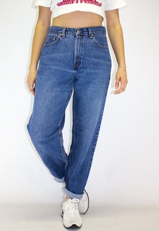 VINTAGE HIGH WAISTED 80'S LEVI MOM JEANS