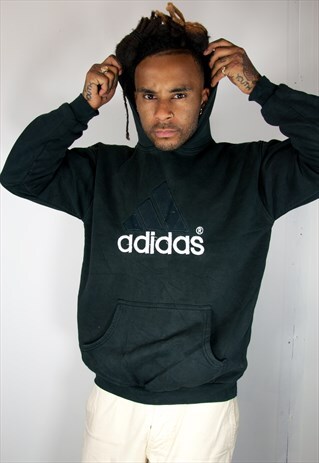 BLACK ADIDAS EMBROIDED VINTAGE HOODIE