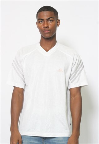 VINTAGE ADIDAS T-SHIRT