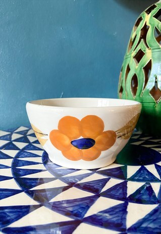 VINTAGE 70'S HAND PAINTED FLORAL CERAMIC BOWL