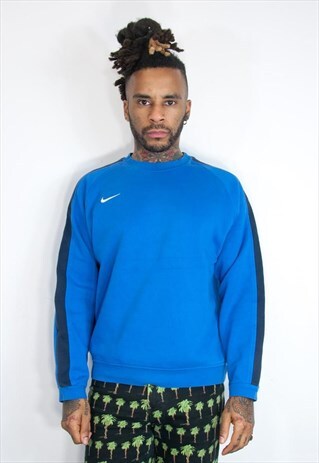 EMBROIDED NIKE SWEATSHIRT