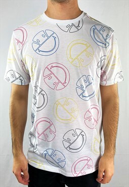 ellesse x Smiley T-Shirt in White with Smiley Face Print