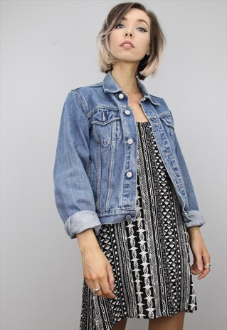 VINTAGE 90S OVERSIZED DENIM JACKET