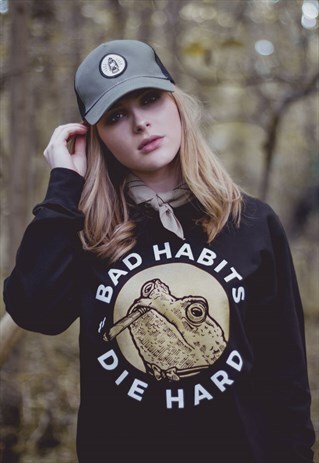 'BAD HABITS DIE HARD' BLACK SWEATSHIRT