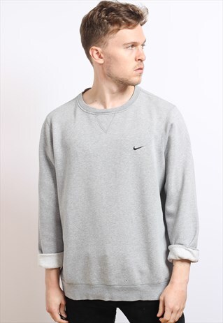 VINTAGE NIKE SWEATSHIRT