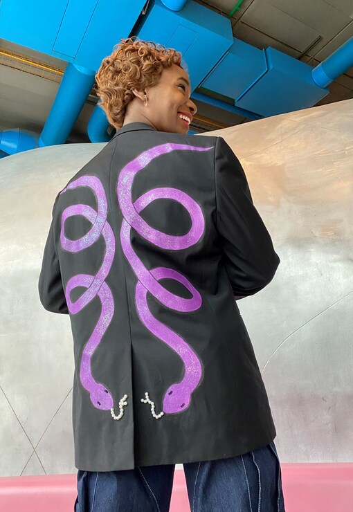 garment image