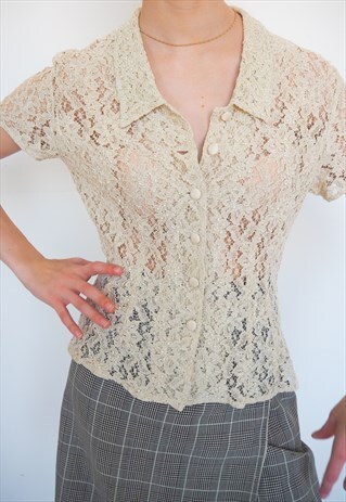 VINTAGE CREAM LACE BUTTON UP BLOUSE