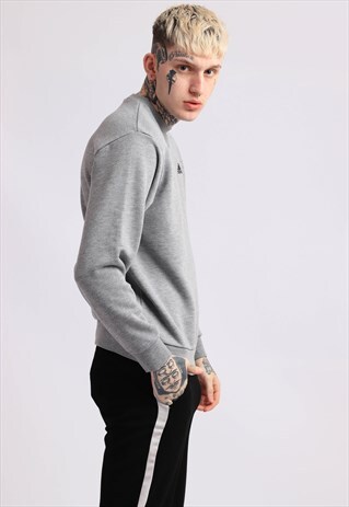 VINTAGE ADIDAS SWEATSHIRT