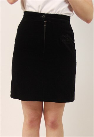 VINTAGE HIGH WAISTED VELVET SKIRT