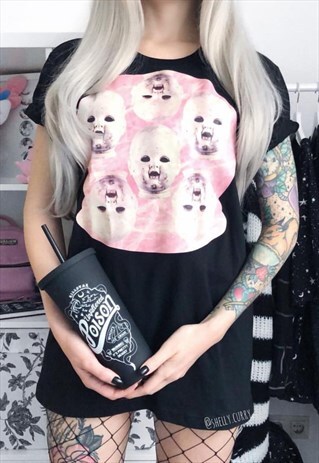 GRAPHIC TEE IN BLACK WITH CREEPY DOLL HEAD PRINT