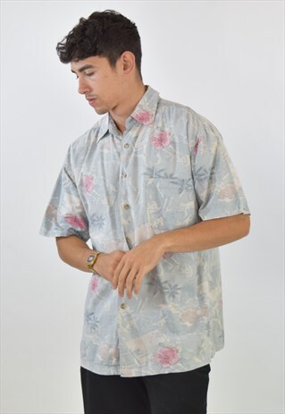 VINTAGE 90S LIGHT BLUE HAWAIIAN PATTERNED SHIRT