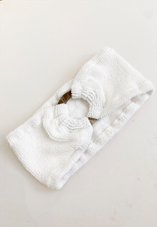 WHITE CRINKLE RING HEADBAND