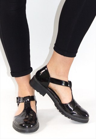 RETRO PATENT MARY JANE SHOES