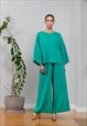 LINEN SET OF PALAZZO PANTS AND LOOSE TUNIC IN EMERALD GREEN