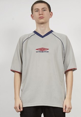 V- NECK UMBRO 90'S VINTAGE T-SHIRT