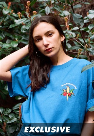 EXCLUSIVE ROYAL BLUE T-SHIRT WITH PARROT EMBROIDERY