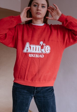 VINTAGE FUNKY 90S RED JUMPER