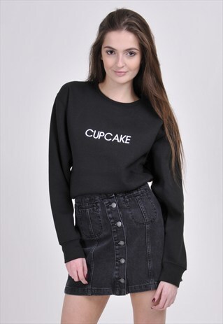 BLACK EMBROIDERED CUPCAKE SWEATSHIRT