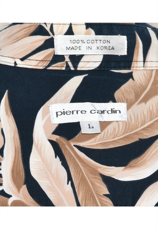 garment image