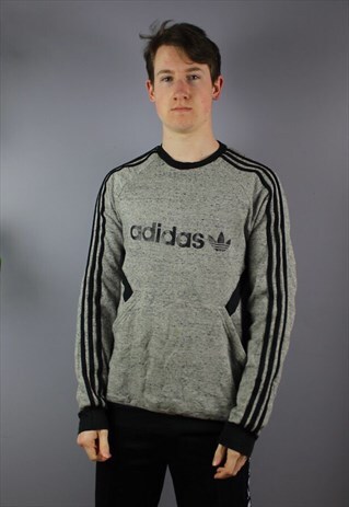 VINTAGE ADIDAS SWEATSHIRT IN GREY WITH PRINTING
