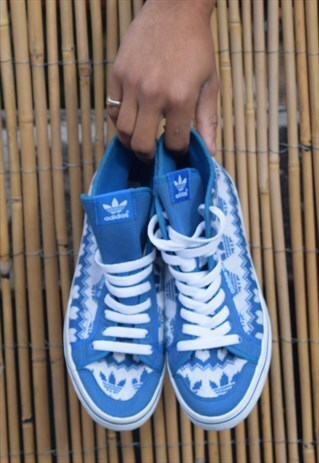RETRO PATTERN ADIDAS HI-TOP UK 7