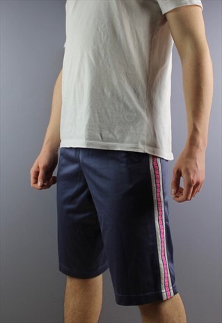 VINTAGE DIADORA 3/4 LENGTH SHORTS IN PURPLE WITH POCKETS, LO