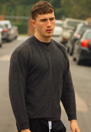 CHARCOL GREY / V-NECK JUMPER